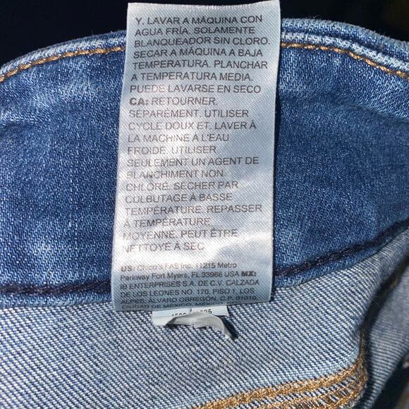 Chico’s Pull-On Blue Denim Jegging Ankle Jeans Lightly Distressed Size 14R - Picture 5 of 7